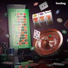Live Roulette ဘောလုံးလည်နေသော Roulette wheel